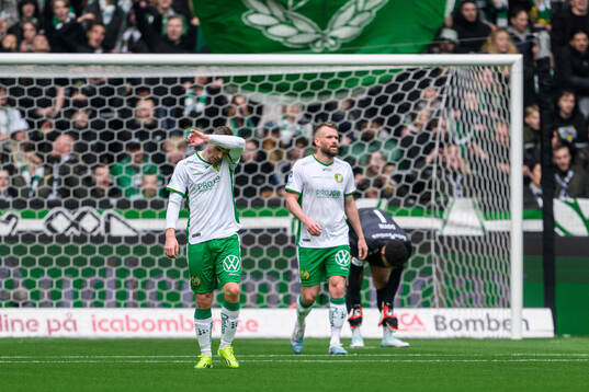 Hammarbys Oscar Johansson Schellhas och Mads Fenger Nielsen