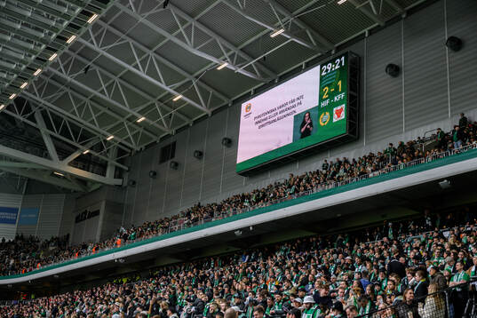 Matchen tilfälligt avrbuten pga pyroteknik