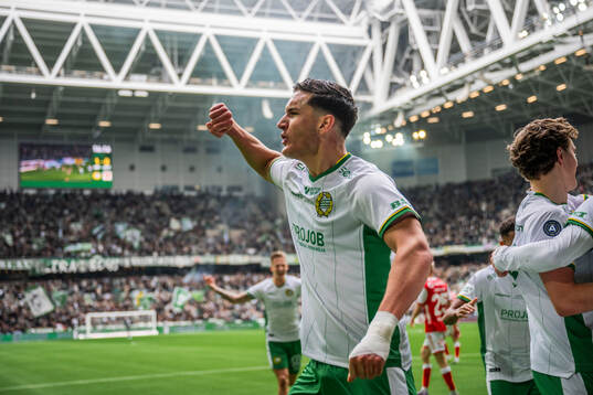 Hammarbys Deniz Gul jublar