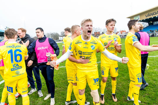 IK Oddevolds Philip Engelbrektsson jublar