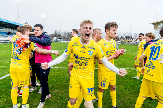 IK Oddevolds Philip Engelbrektsson jublar