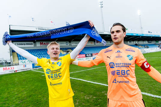 IK Oddevolds Philip Engelbrektsson och målvakt Oscar Ekman
