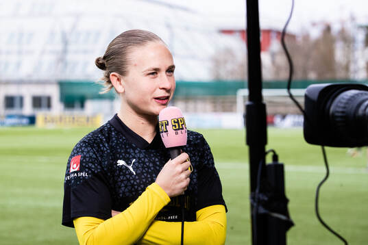 Häckens Filippa Curmark