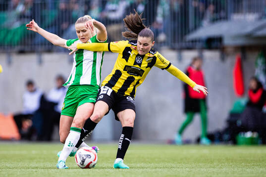Hammarbys Anna Jøsendal och Häckens Hanna Wijk