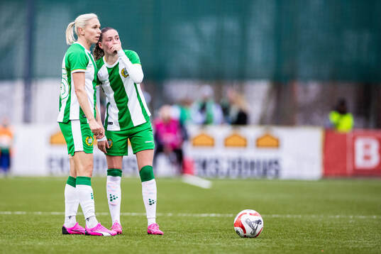 Hammarbys Jonna Andersson och´Smilla Vallotto