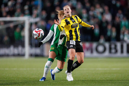 Hammarbys Eva Nyström och Häckens Anna Anvegård