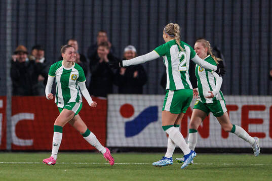 Hammarbys Smilla Vallotto jublar