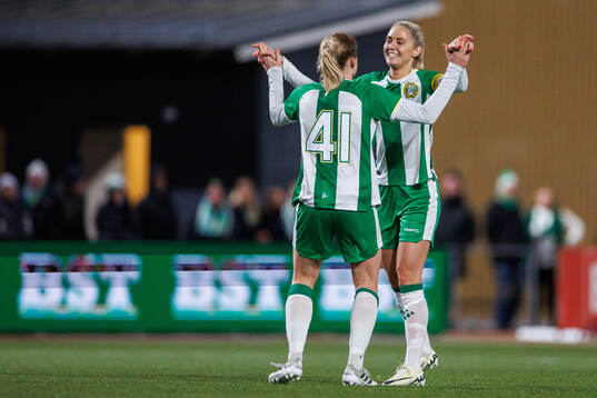 Hammarbys Julie Blakstad jublar