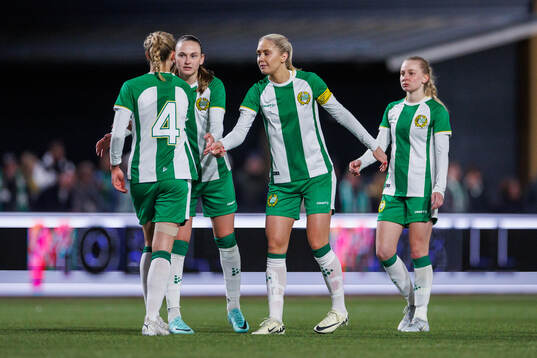 Hammarbys Thea Sørbo deppar med Vilde Hasund, Alice