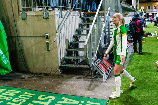 Hammarbys Alice Carlsson deppar