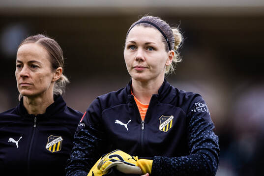 Häckens målvakt Jennifer Falk