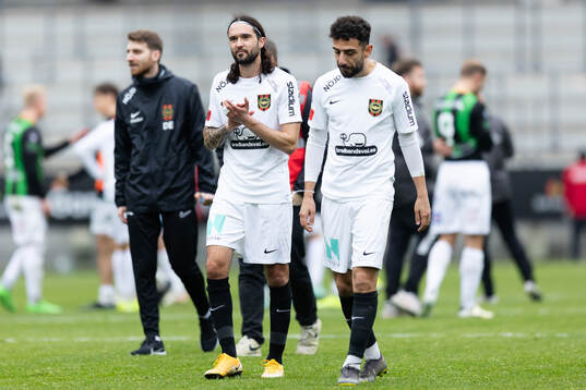 Brommapojkarnas Leonard Zuta och Daleho Irandust