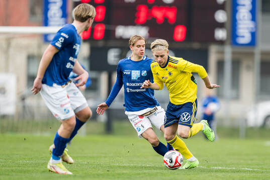 Norrby IFs Vidar Svendsen och Ängelholms Leo Hedenberg