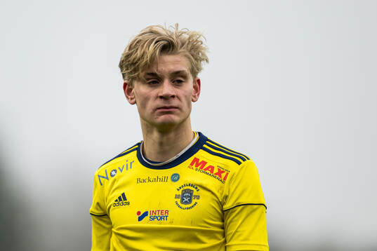 Ängelholms Leo Hedenberg deppar