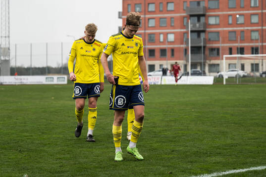 Ängelholms Filip Örnblom och Max Eriksson deppar