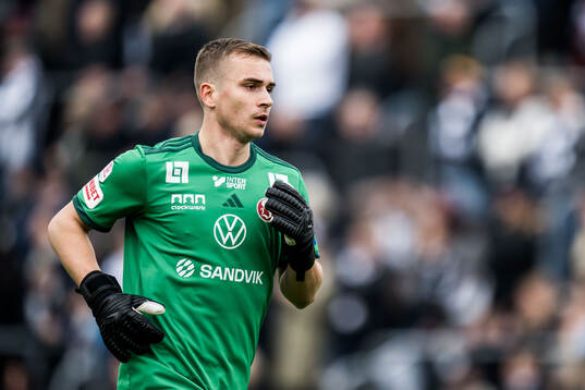 Sandvikens IFs målvakt Felix Jakobsson