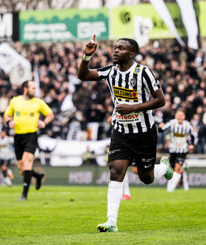 Landskronas Kofi Asare jublar