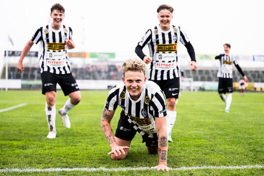 Landskronas Frederik Ihler jublar
