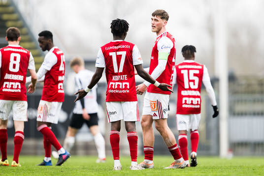 Sandvikens IFs Mamadou Kouyate och Emil Engqvist deppar