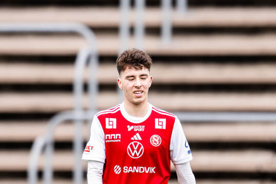 Sandvikens IFs Adam Kiani deppar