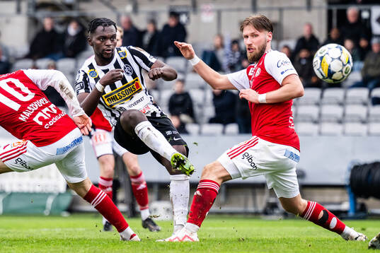 Landskronas Kofi Asare och Sandvikens IFs Kasper Harletun