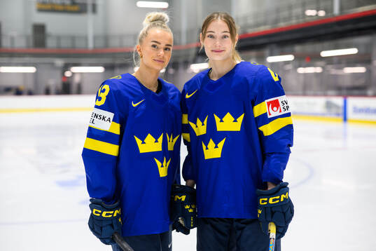 Wilma Sundin and Linnéa Andersson of Sweden at a team