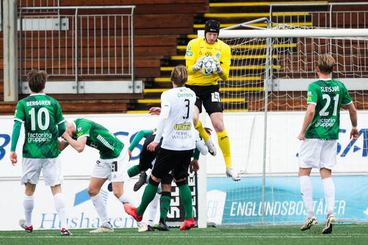 Brages målvakt Viktor Frodig