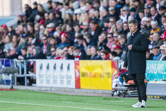 Mikkjal Thomassen, head coach of Fredrikstad