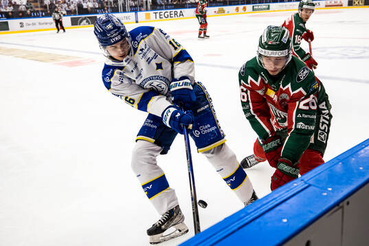 Leksands Felix Unger Sörum och Frölundas Isac Heens