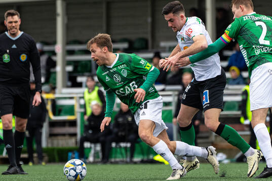 Brages Jacob Stensson och Varbergs Aulon Bitiqi och Brages