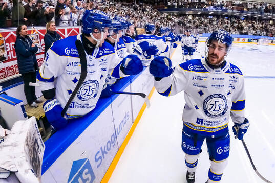 Leksands Matt Caito jublar