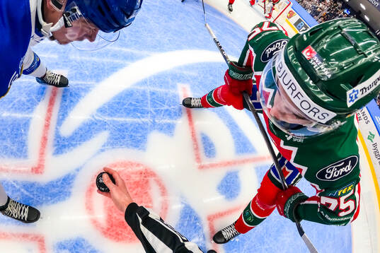 Leksands Patrik Zackrisson och Frölundas David Edstrom
