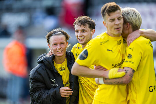 August Mikkelsen and Håkon Evjen of Bodø/Glimt celebrates