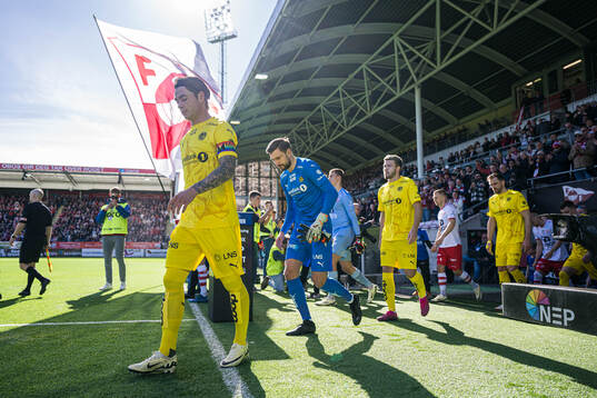 Patrick Berg and goalkeeper Nikita Haikin of Bodø/Glimt