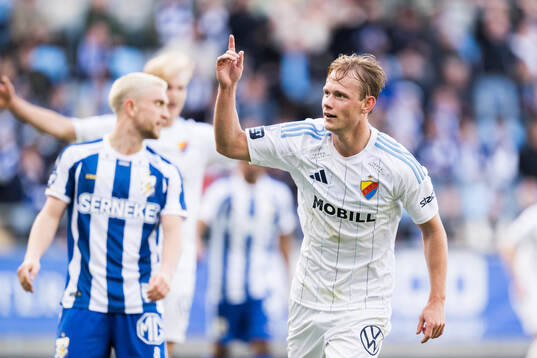 Djurgårdens Tobias Gulliksen jublar