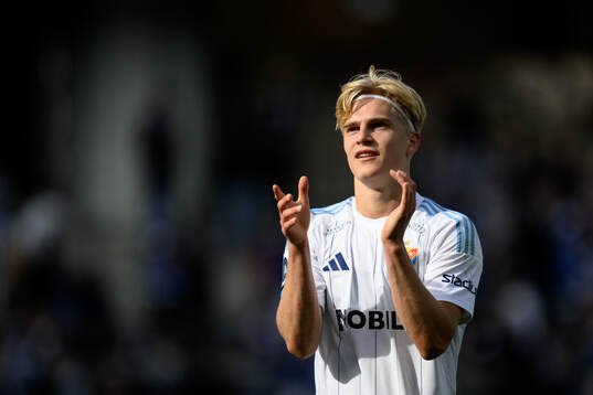 Djurgårdens Lucas Bergvall tackar publiken