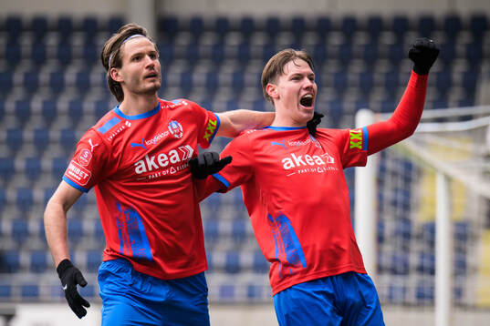 Helsingborgs Wilhelm Loeper och Taylor Silverholt jublar