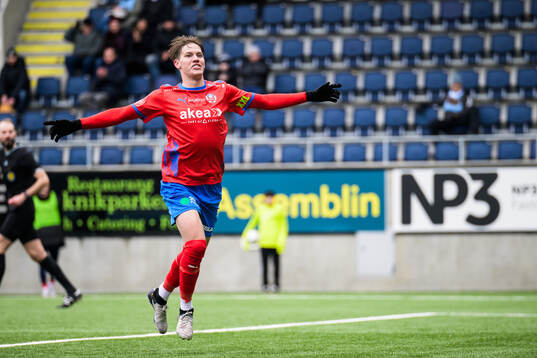 Helsingborgs Taylor Silverholt jublar