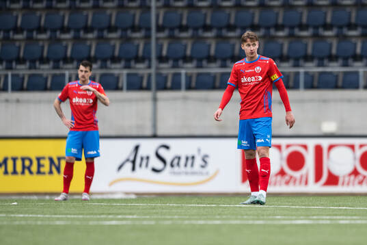 Helsingborgs Jon Birkfeldt och Lukas Kjellnäs deppar