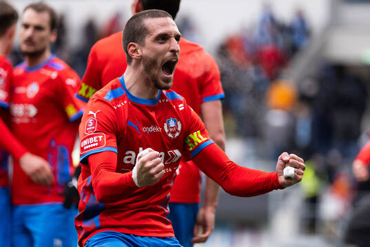 Helsingborgs Arian Kabashi jublar