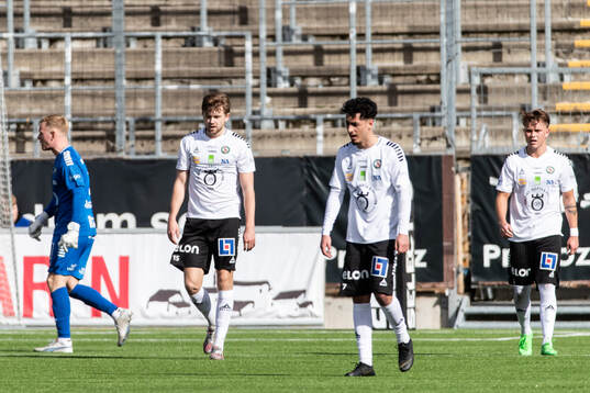 Örebros målvakt Malte Påhlsson, Niclas Bergmark, Elias
