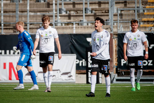 Örebros Elias Barsoum deppar vid 0-1