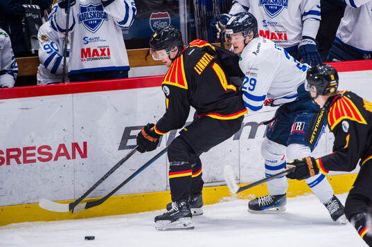 Brynäs Theo Lindstein och Karlskogas Albin Eriksson