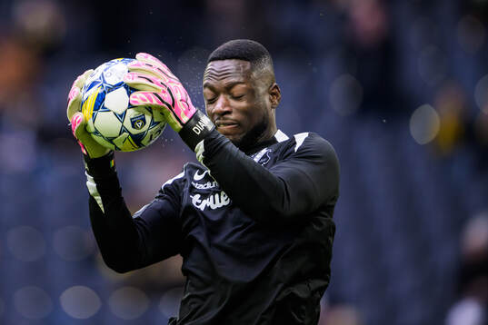 AIKs målvakt Ismael Diawara