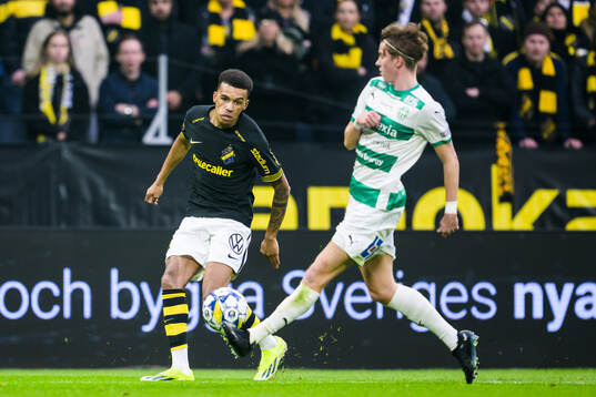 AIKs Rui Modesto och Västerås Max Larsson