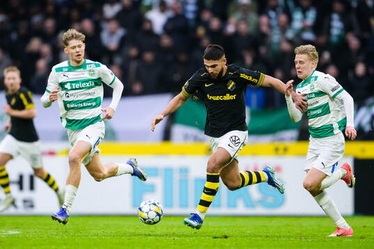 AIKs Omar Faraj och Västerås Marcus Linday