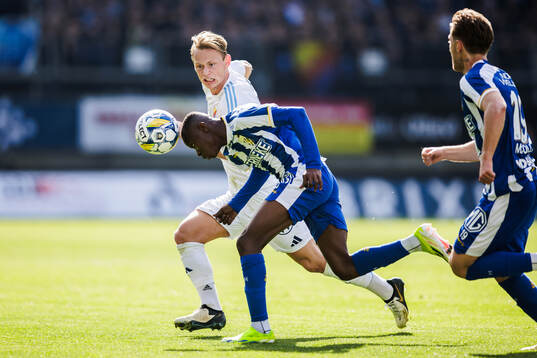 Djurgårdens Tobias Gulliksen och IFK Göteborgs Malick