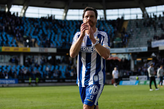 IFK Göteborgs Gustav Svensson deppar