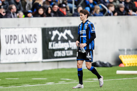 Sirius Tobias Carlsson utgår skadad