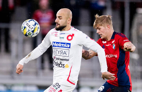Degerfors Pashang Abdulla och Östers Mattis Adolfsson